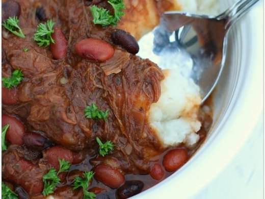 Slow Cooker Chili Shepherd's Pie | Hurst Beans