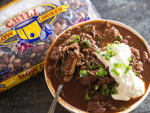 Slow Cooker Chili with Shredded Beef | Hurst Beans