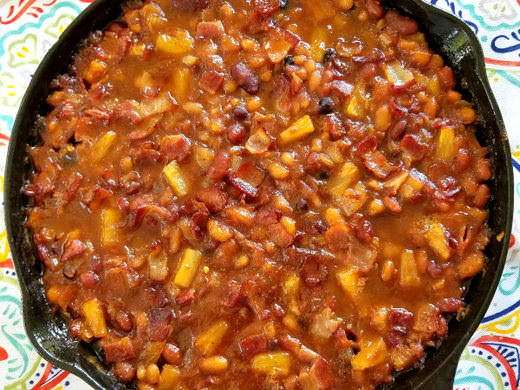 Pineapple and Bacon Baked Beans | Hurst Beans